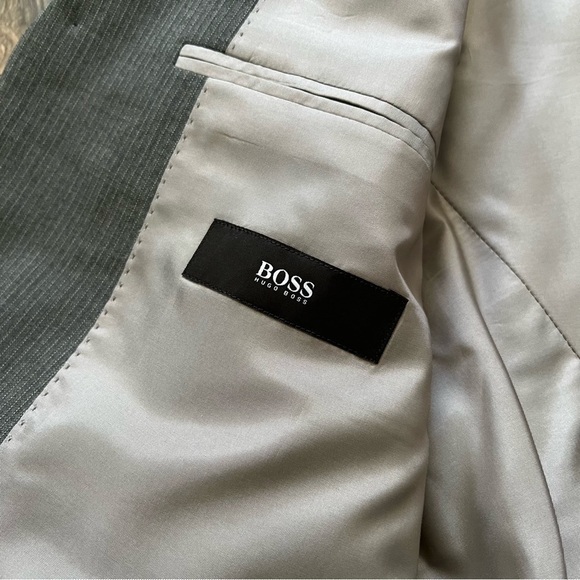 NWT Hugo Boss Pinstripe Gray 3Button Suit Scorsese Movie Hollywood Unhemmed - Picture 9 of 17